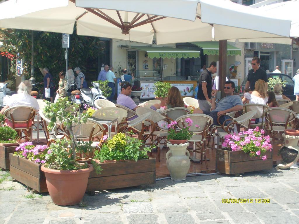 B&B Celestina Ischia Лакко-Амено Экстерьер фото